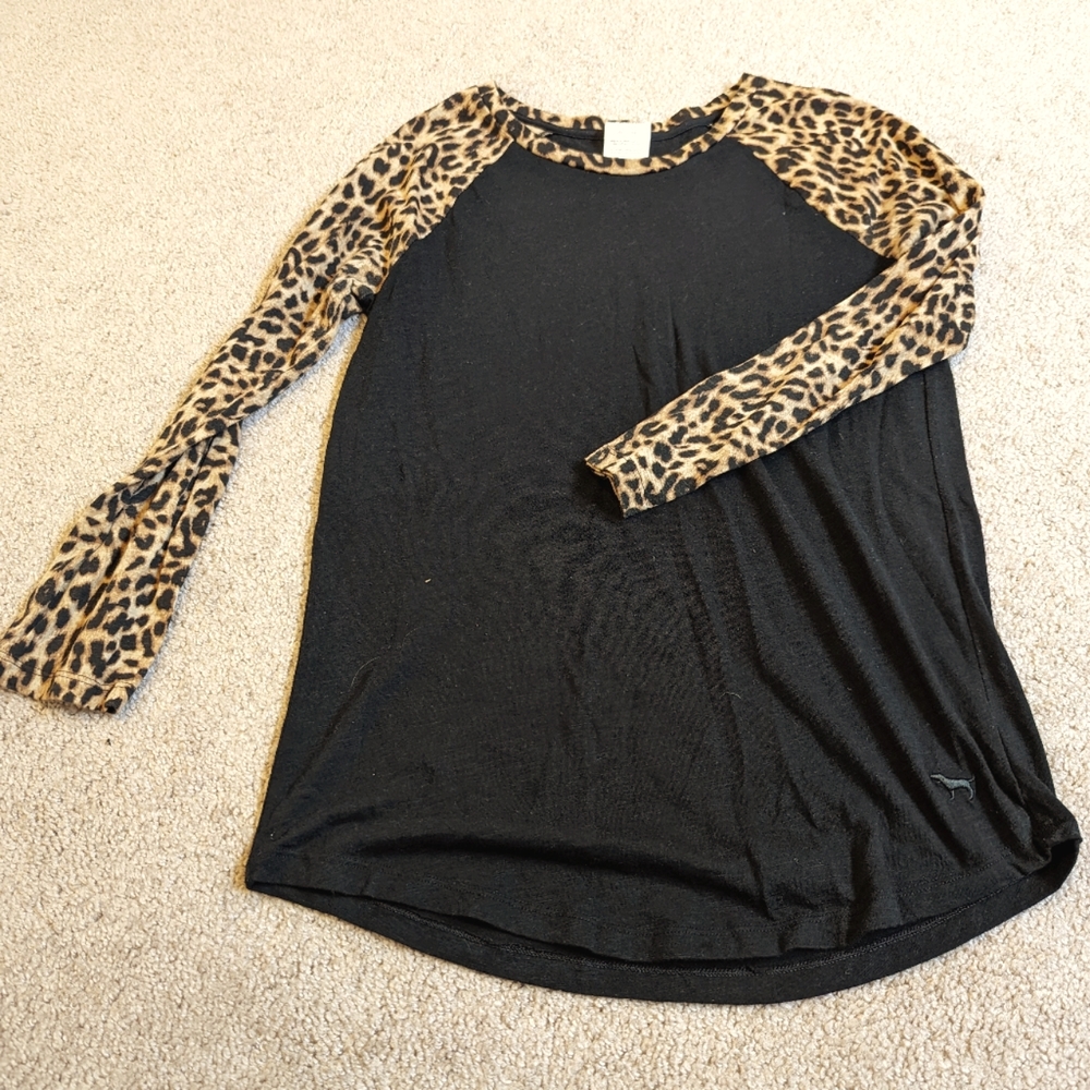 Baseball tee